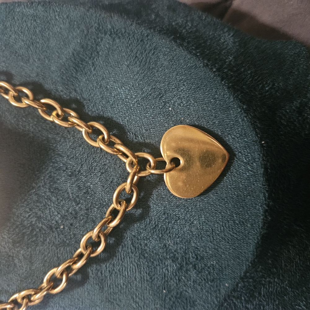 Edford Stainless Steel Gold Heart Necklace with Classic Chain - Picture 2 of 6
